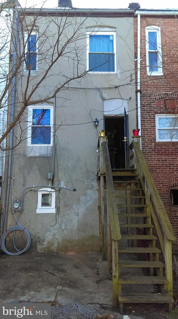 2014 Robb St, Baltimore, MD 21218-6336