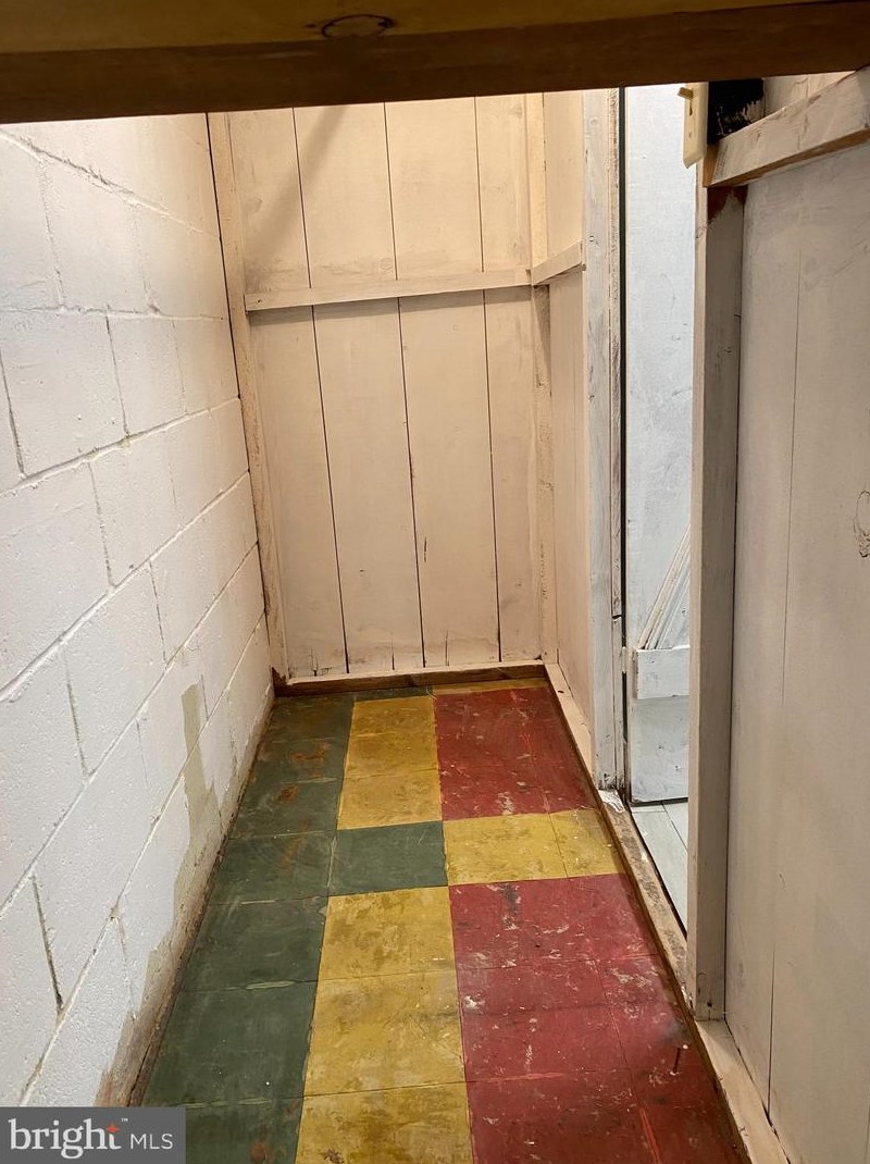 6707 Gary Ave, Baltimore MD  21222-1021 exterior