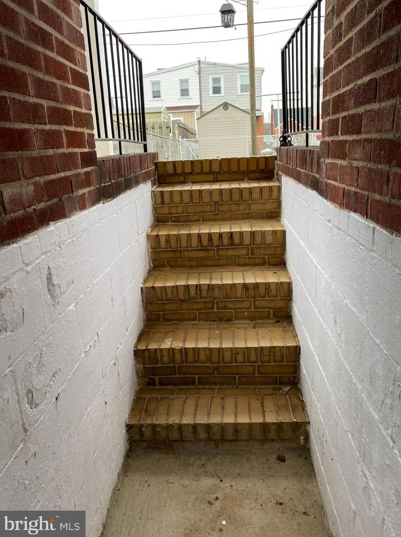 6707 Gary Ave, Baltimore MD  21222-1021 exterior