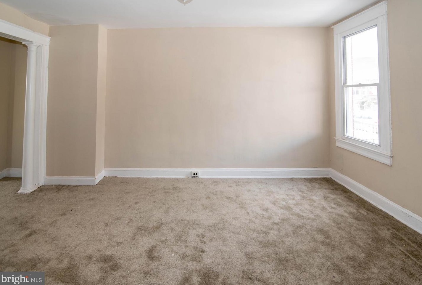 527 Edgewood St, Baltimore MD  21229-3060 exterior