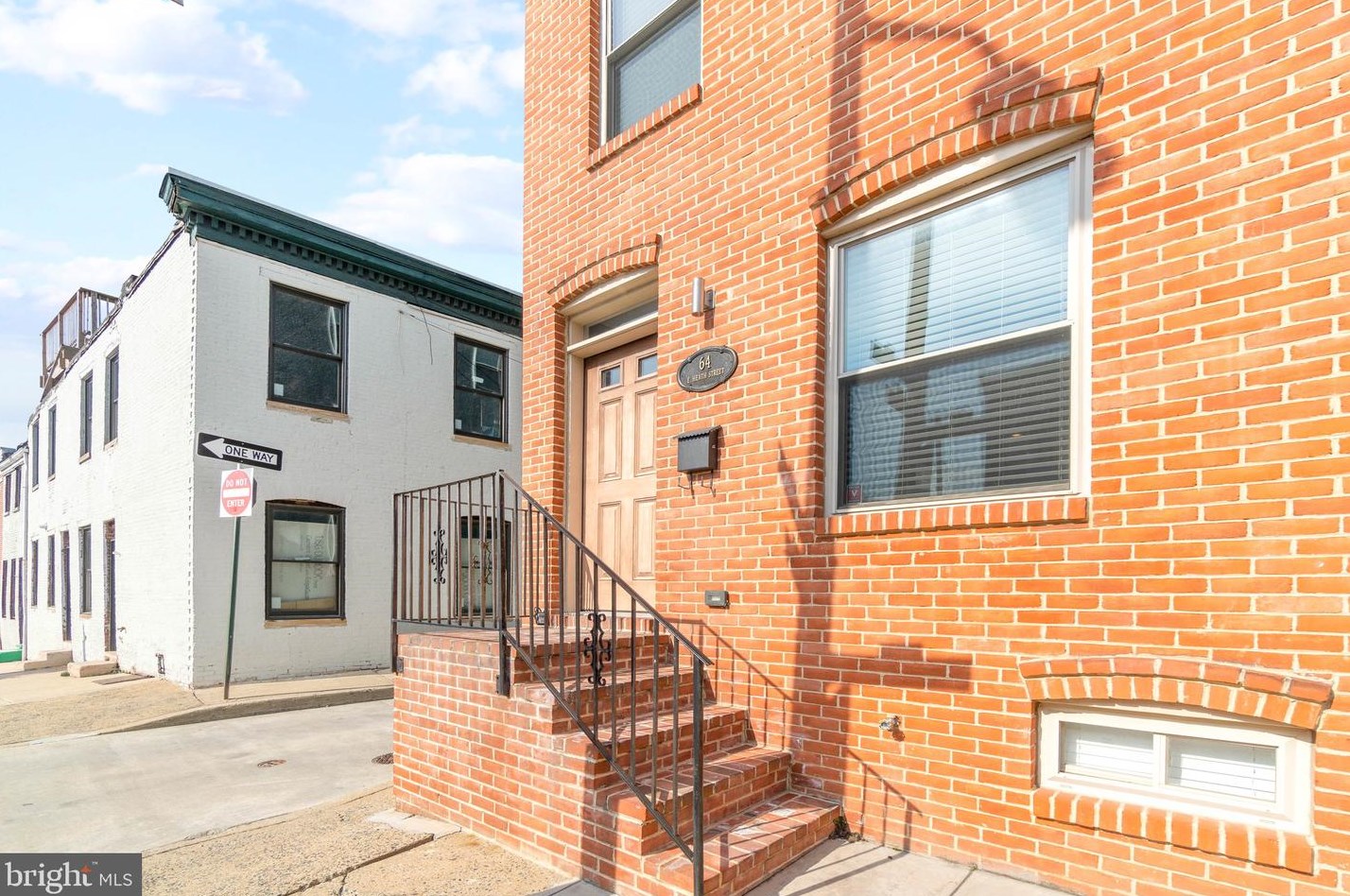 64 Heath St, Baltimore, MD 21230-4840