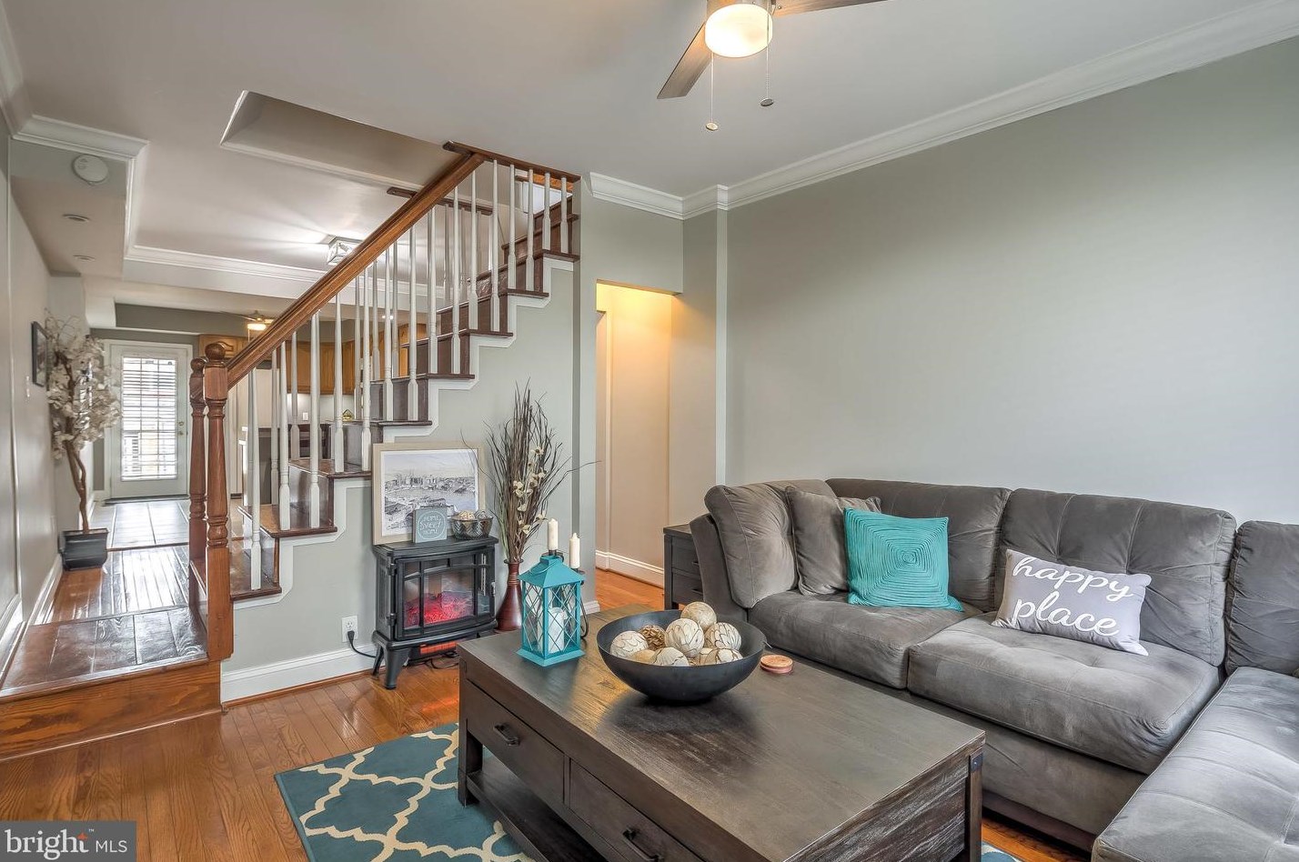 1341 Cooksie St, Baltimore, MD 21230-5208