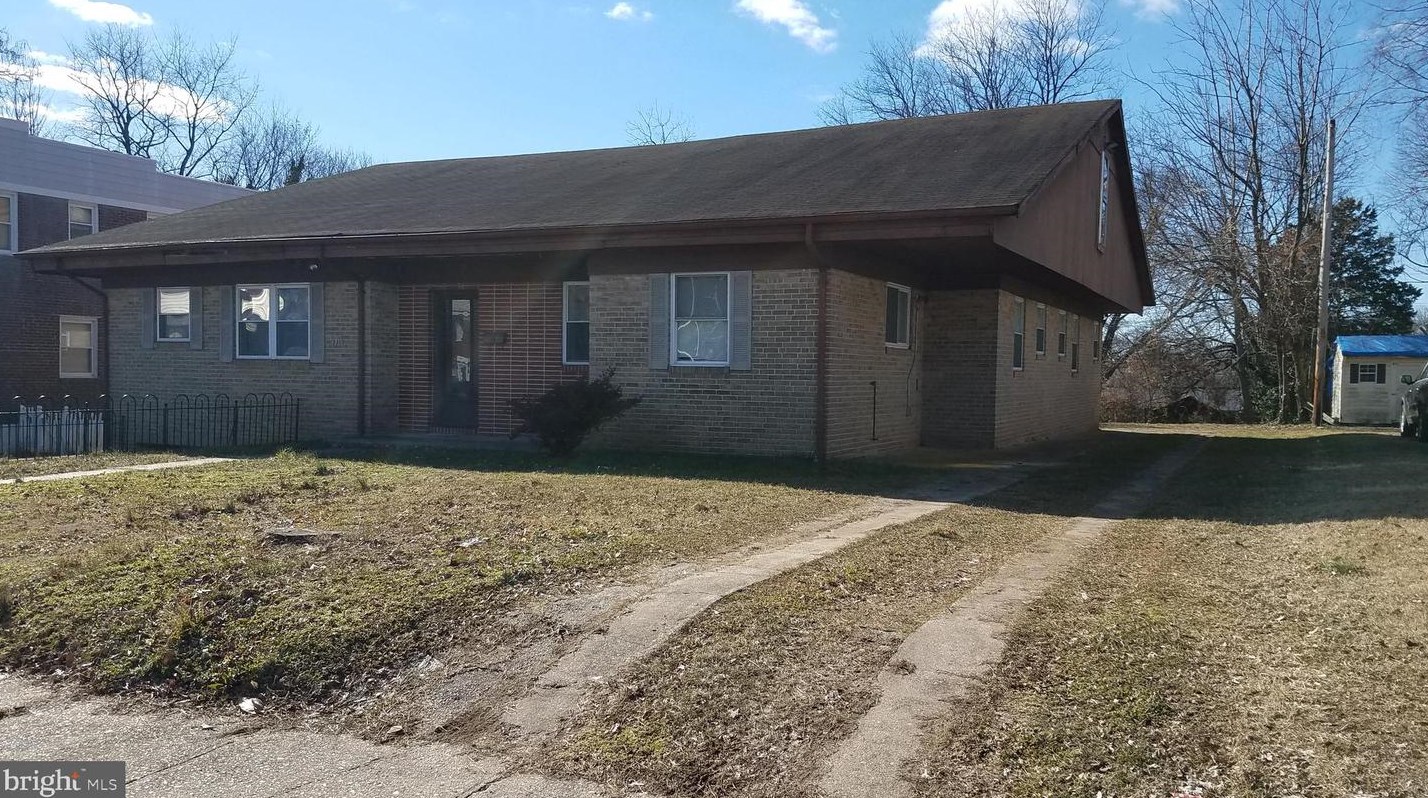 3715 Mary Ave, Baltimore, MD 21206-2417