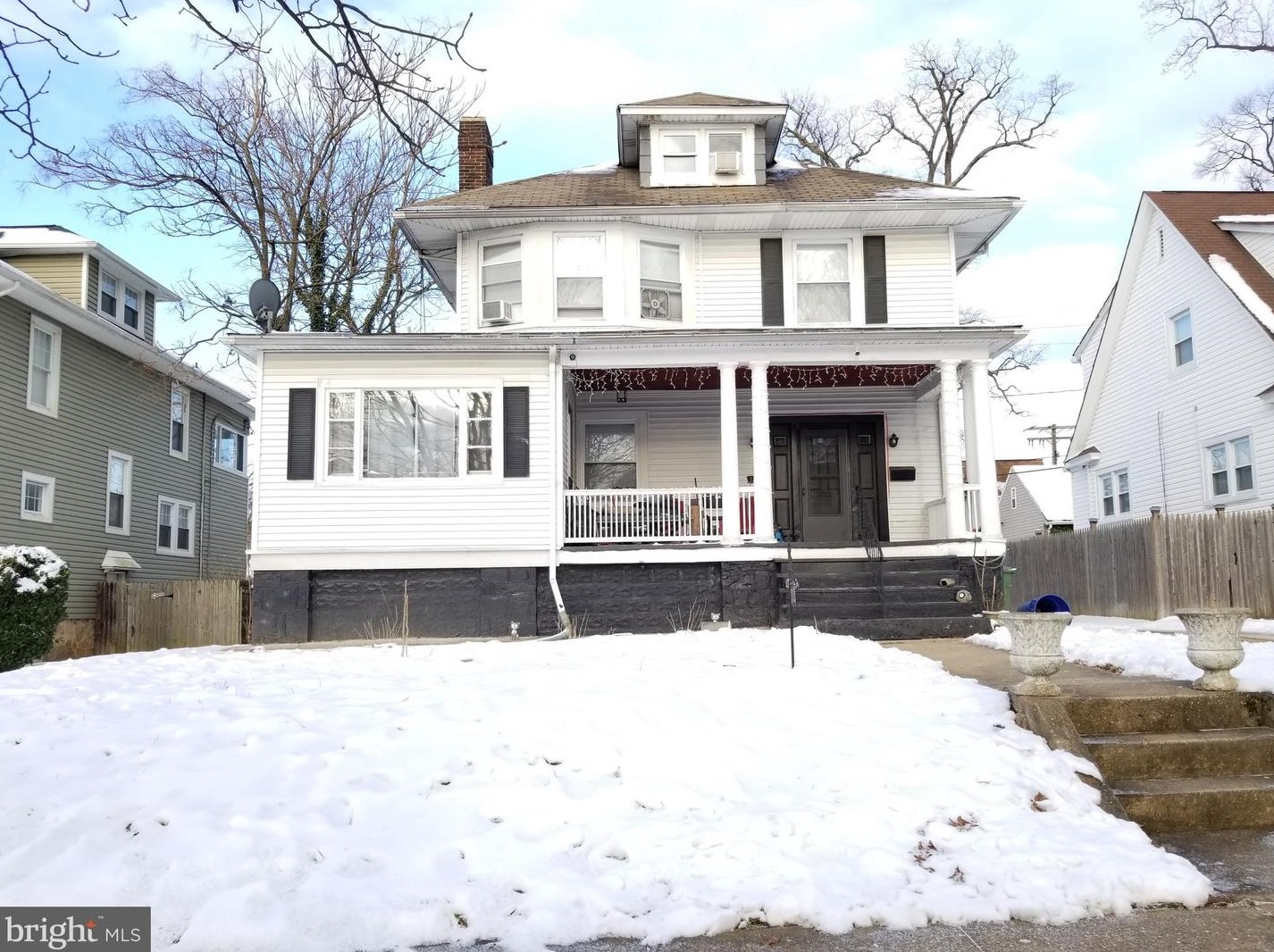 3702 Cedardale Rd, Baltimore, MD 21215-7308
