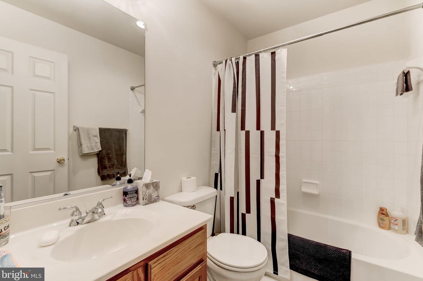 2054 Clipper Park Rd, Baltimore MD  21211-1405 exterior