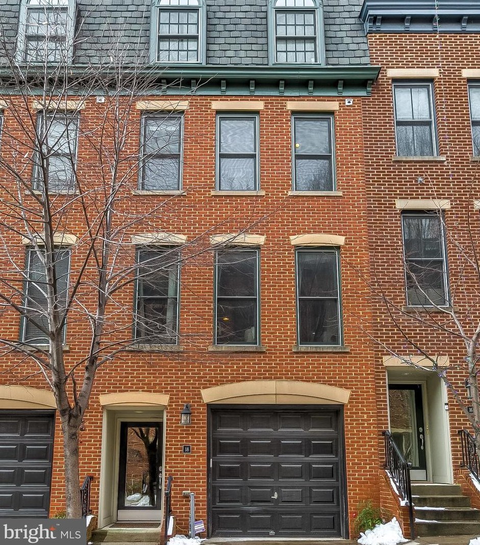 18 Regester St, Baltimore, MD 21231-1827