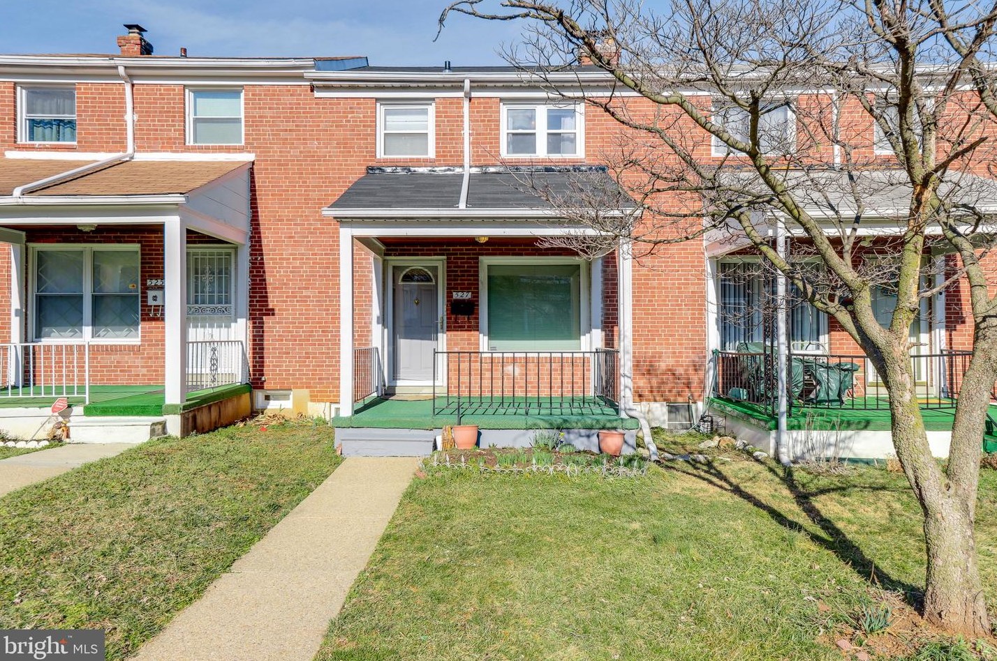 527 Brisbane Rd, Baltimore, MD 21229-4301