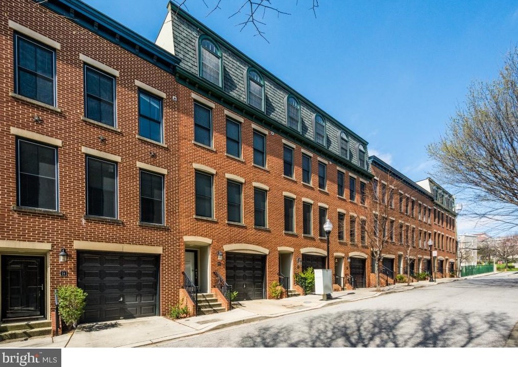 24 Regester St, Baltimore, MD 21231-1827