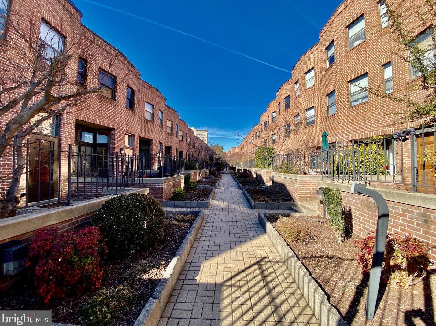 901 Stubblefield Ln, Baltimore, MD 21202-3754