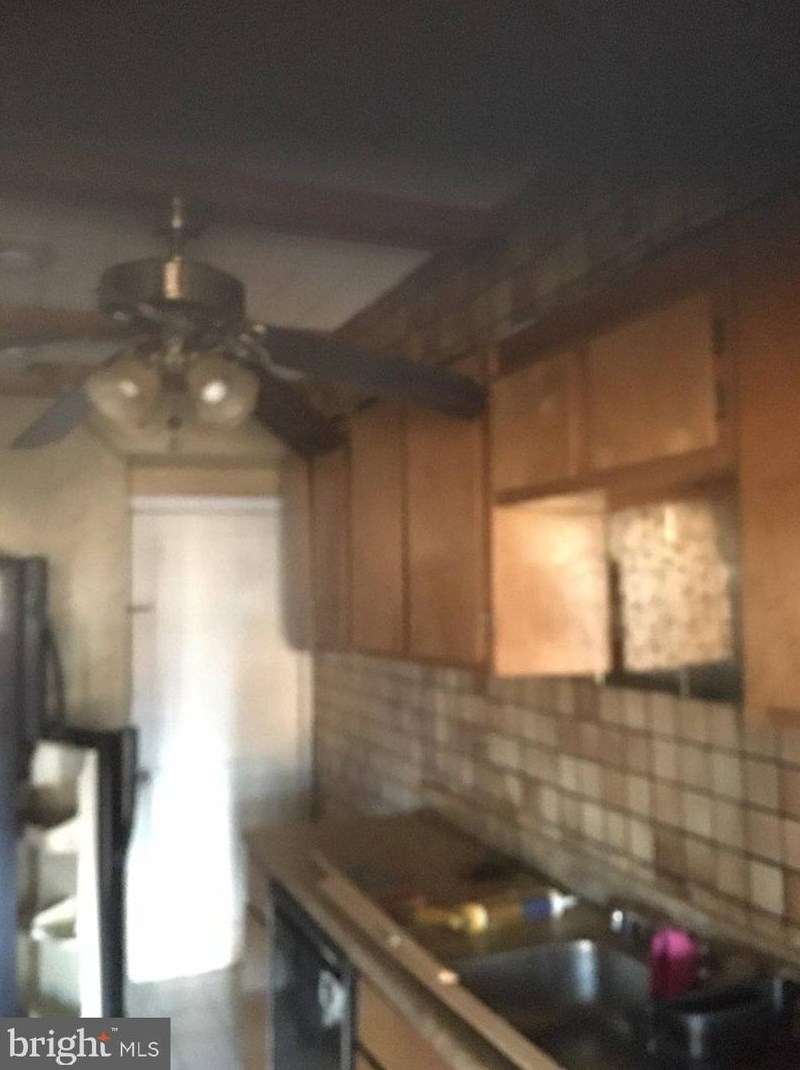 3819 Lewin Ave, Baltimore, MD 21215-5516