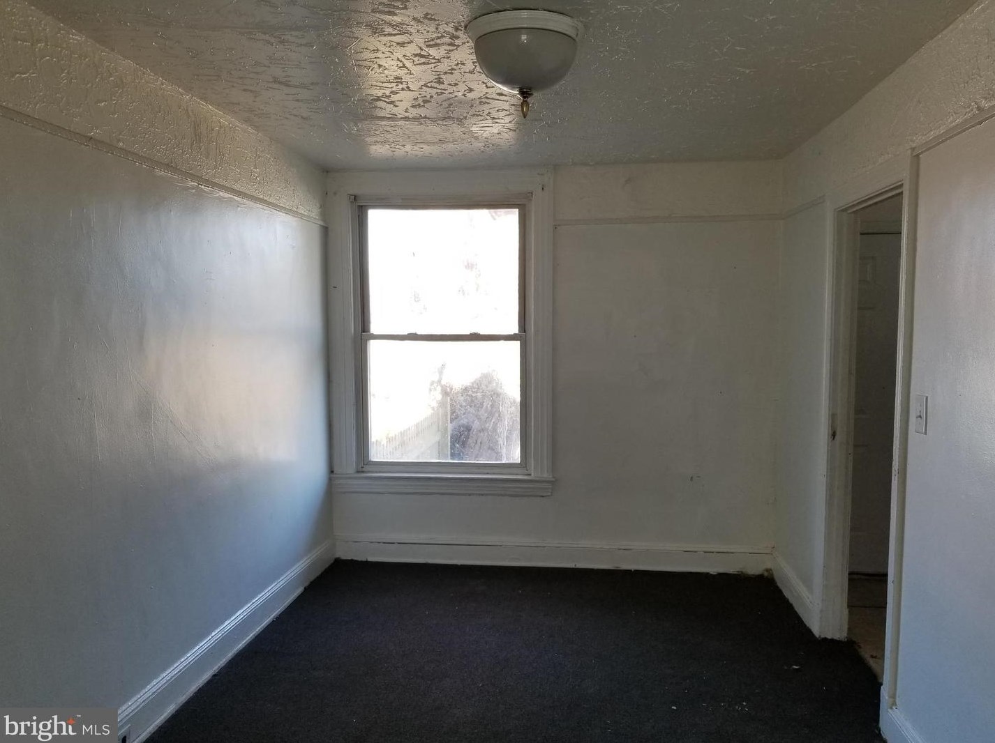 916 Bonaparte Ave, Baltimore, MD 21218-6221