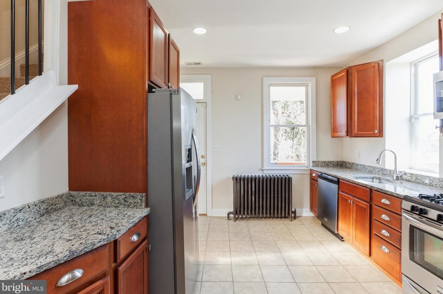 5913 Marluth Ave, Baltimore MD 21206-2719 exterior