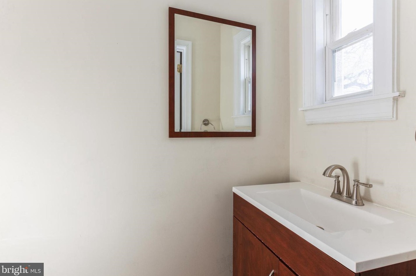 5913 Marluth Ave, Baltimore MD 21206-2719 exterior