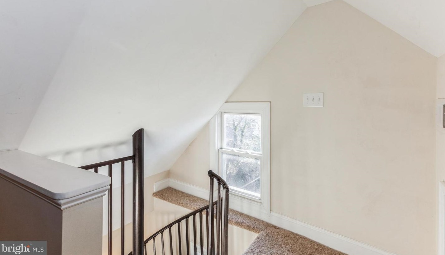 5913 Marluth Ave, Baltimore MD 21206-2719 exterior