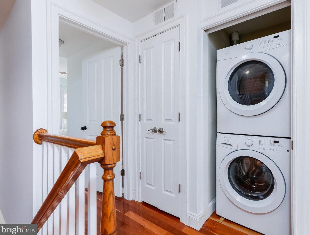 1425 Henry St, Baltimore MD 21230-4638 exterior