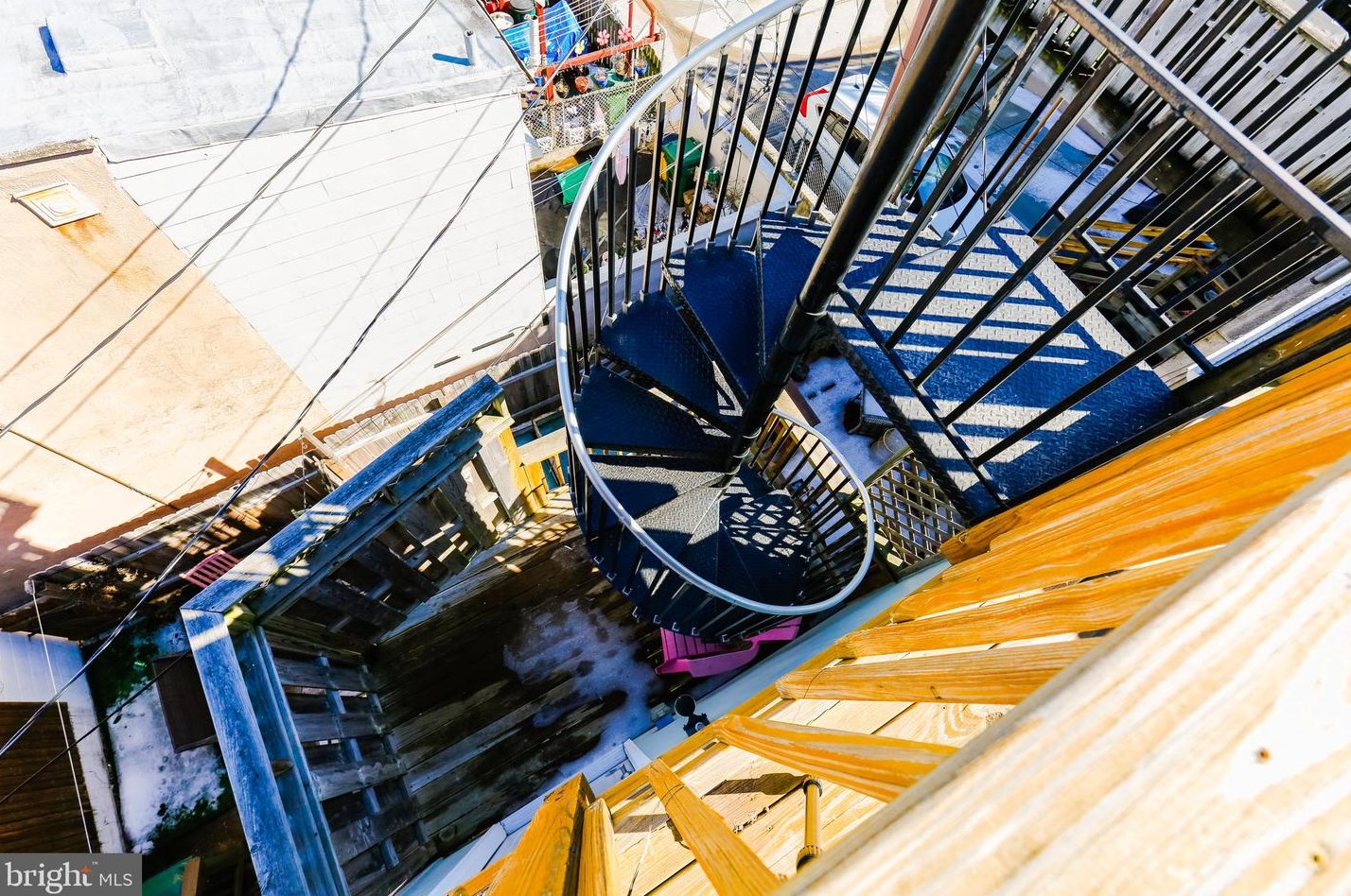 1425 Henry St, Baltimore MD 21230-4638 exterior