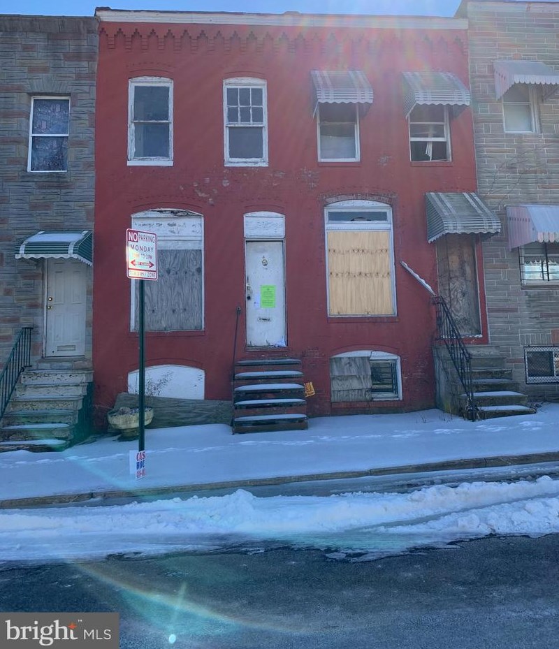 2009 Clifton Ave, Baltimore, MD 21217-1211