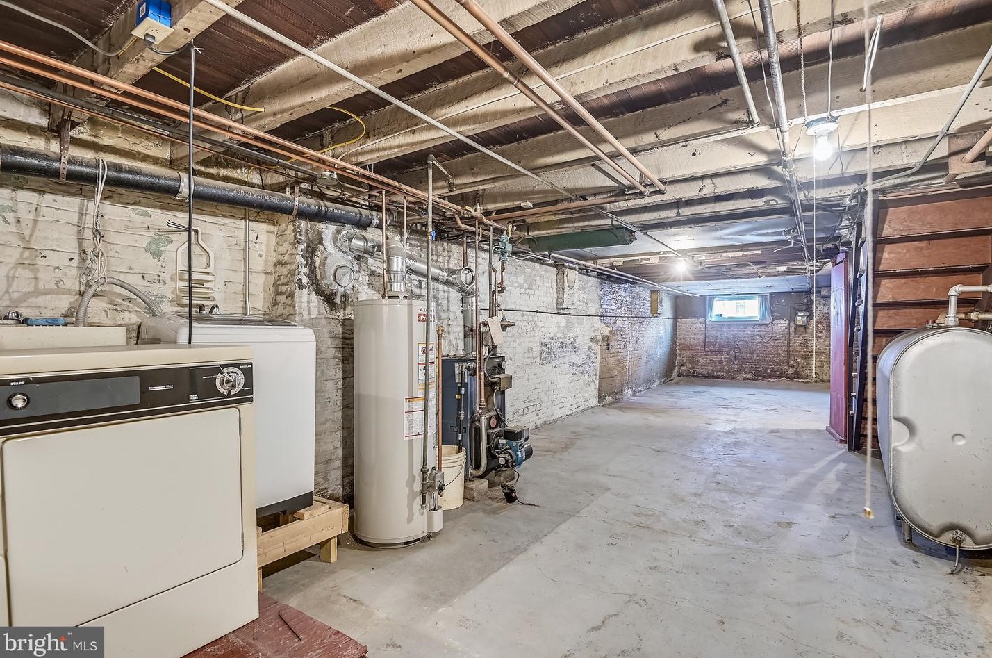 729 Linwood Ave, Baltimore MD 21205-2719 exterior