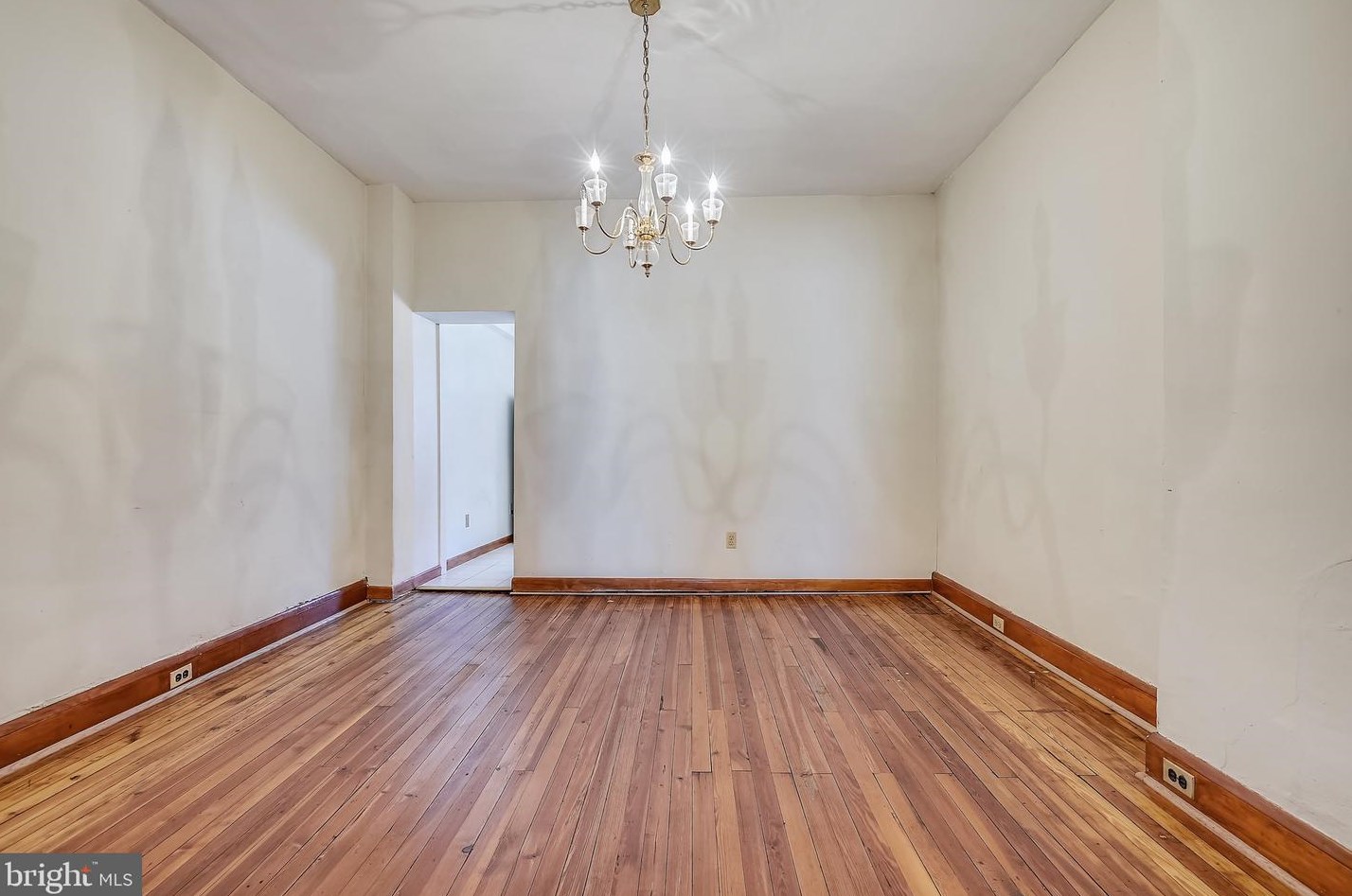 729 Linwood Ave, Baltimore MD 21205-2719 exterior