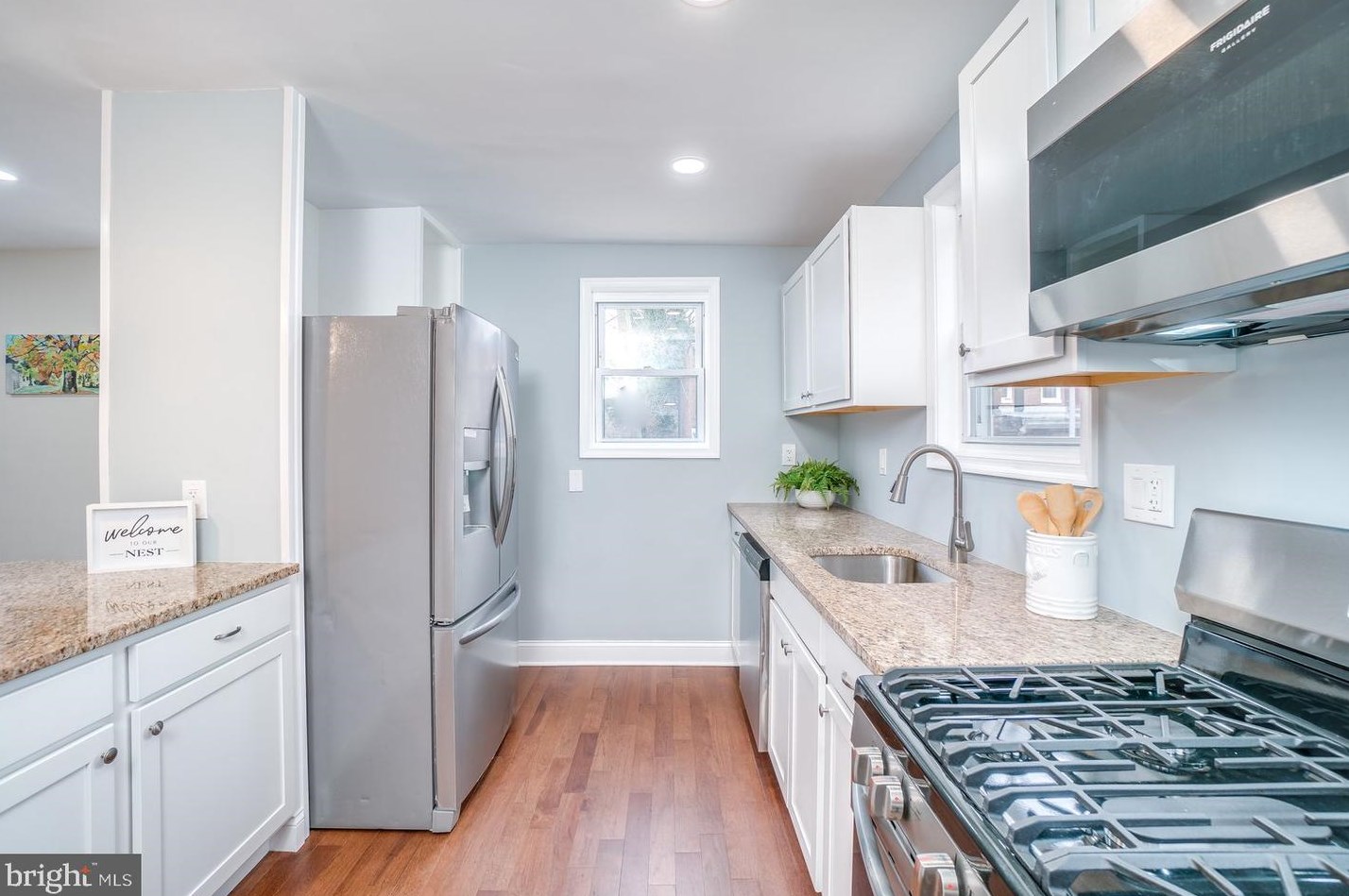 900 Ashburton St, Baltimore MD  21216-4344 exterior