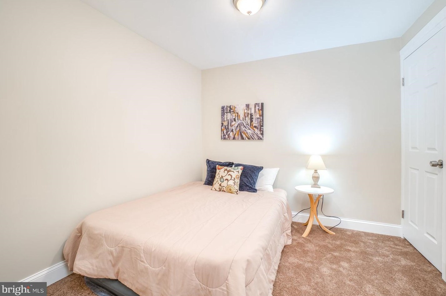 900 Ashburton St, Baltimore MD  21216-4344 exterior