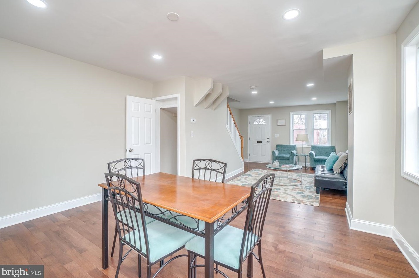 900 Ashburton St, Baltimore MD  21216-4344 exterior