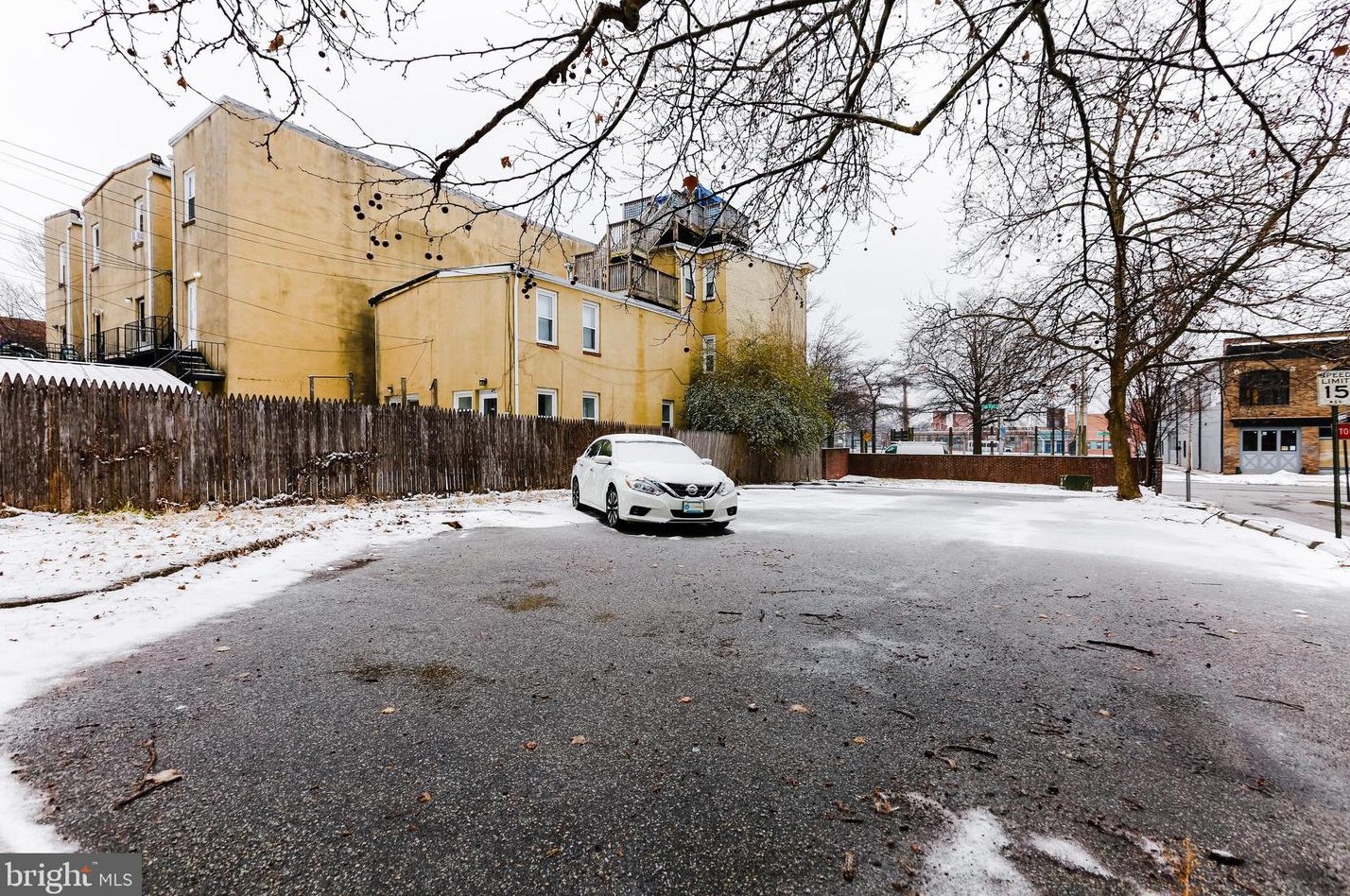 1530 Baltimore St, Baltimore MD  21231-2406 exterior