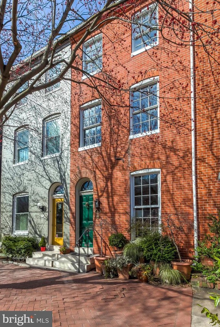 832 William St, Baltimore, MD 21230-3934