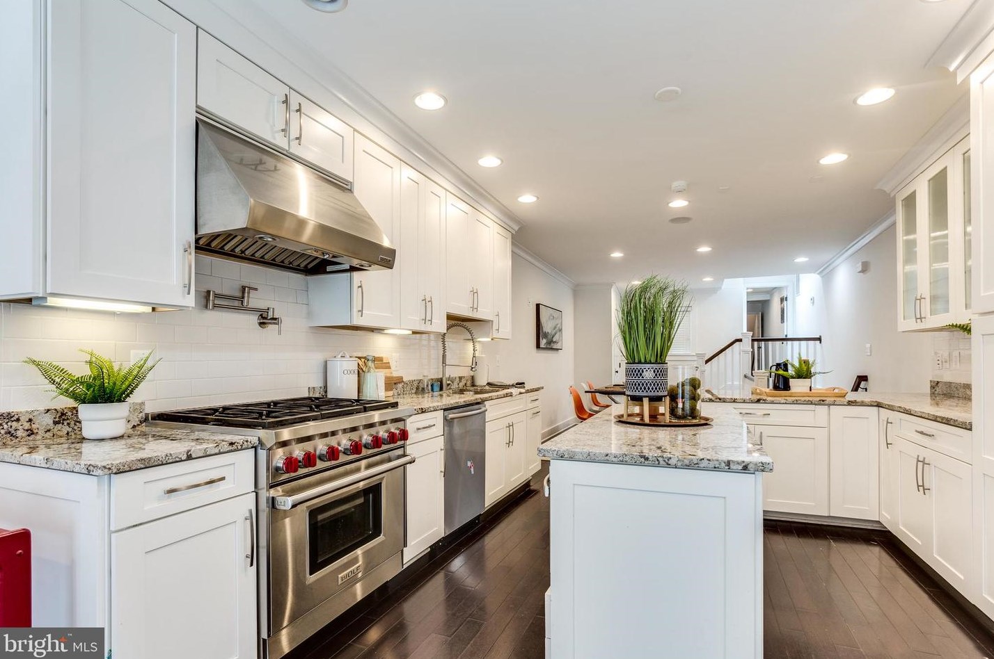 2110 Cambridge St, Baltimore, MD 21231-3206