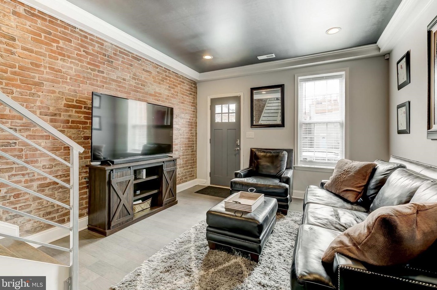 842 Mangold St, Baltimore, MD 21230-2505