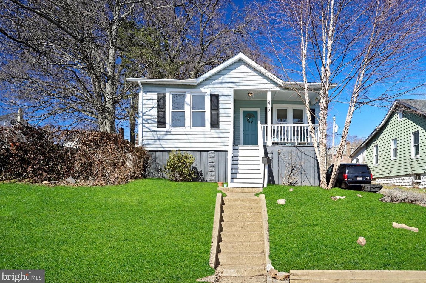 2704 Hemlock Ave, Baltimore, MD 21214-1243