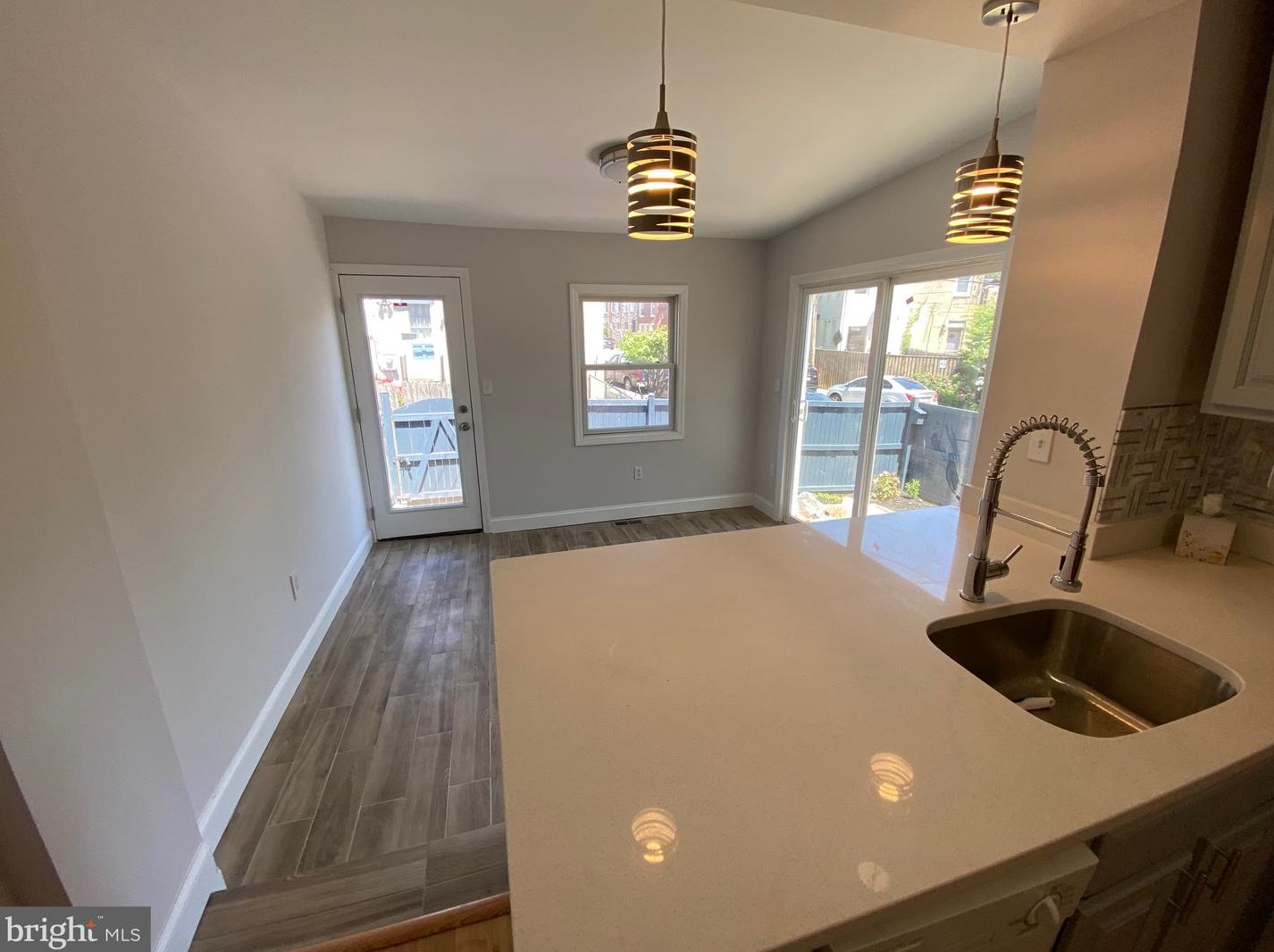 802 Mangold St, Baltimore MD  21230-2505 exterior