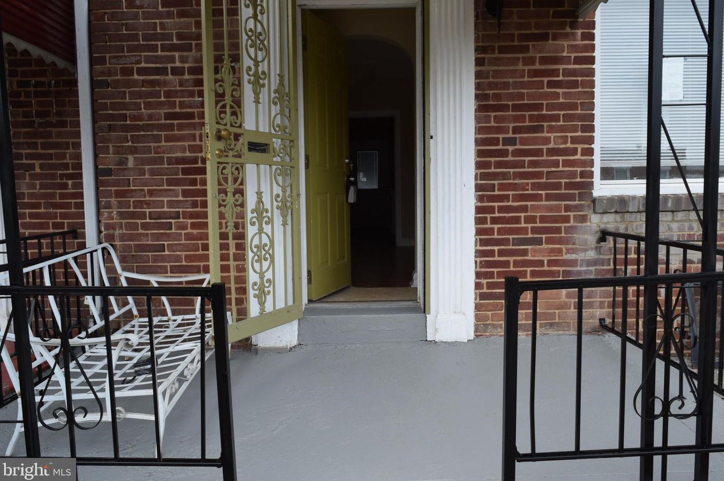 132 Monastery Ave, Baltimore MD  21229-3031 exterior