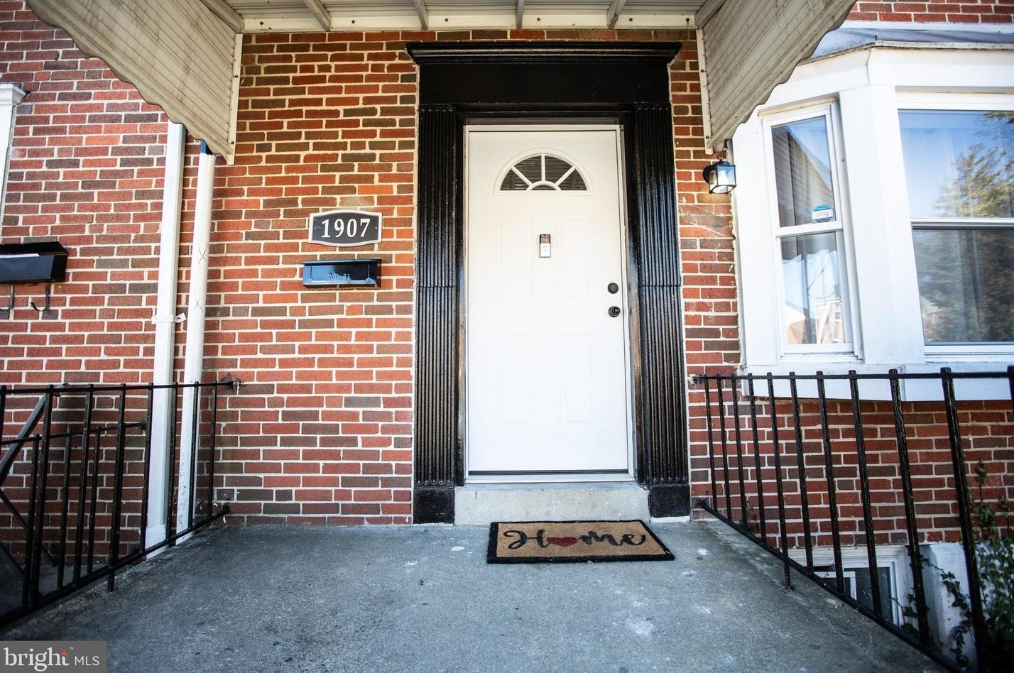 1907 Ramblewood Rd, Baltimore MD  21239-3211 exterior