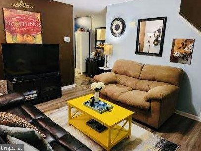 1214 Cambria St, Baltimore, MD 21225-2260