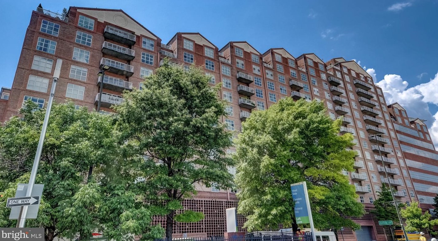 250 President St, Baltimore MD  21202-4436 exterior