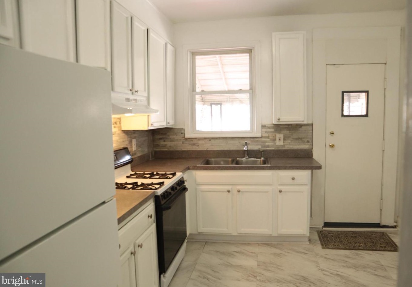 1237 N Potomac St, Baltimore, MD 21213