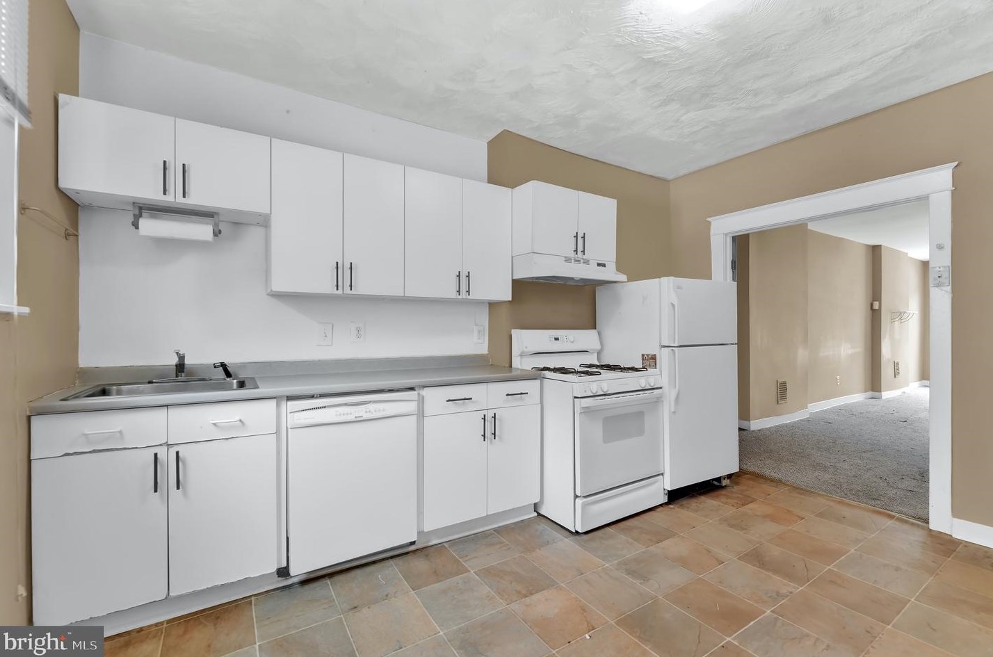 264 Robinson St, Baltimore MD  21224-4929 exterior