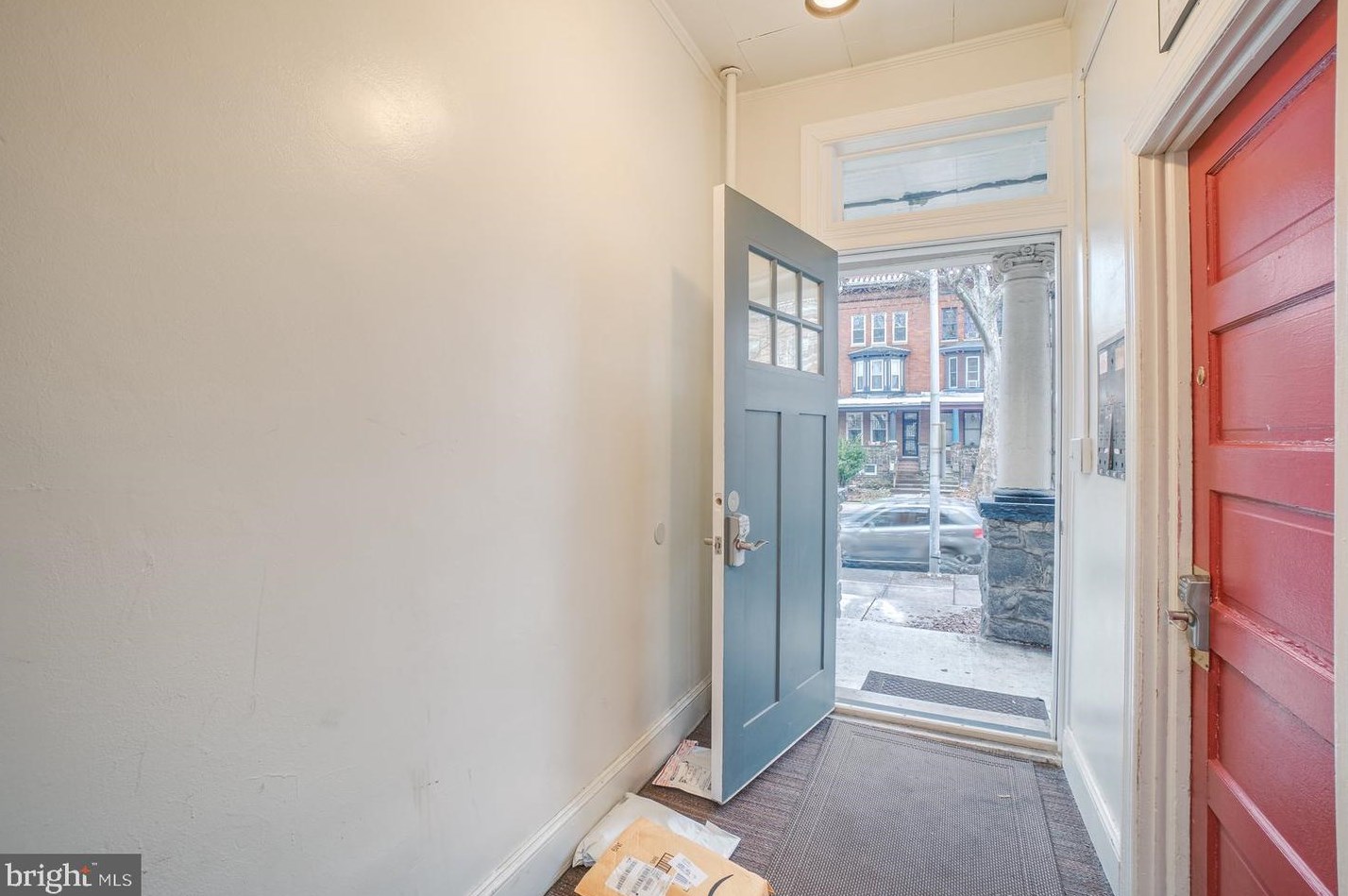 3114 Calvert St, Baltimore MD  21218-3813 exterior