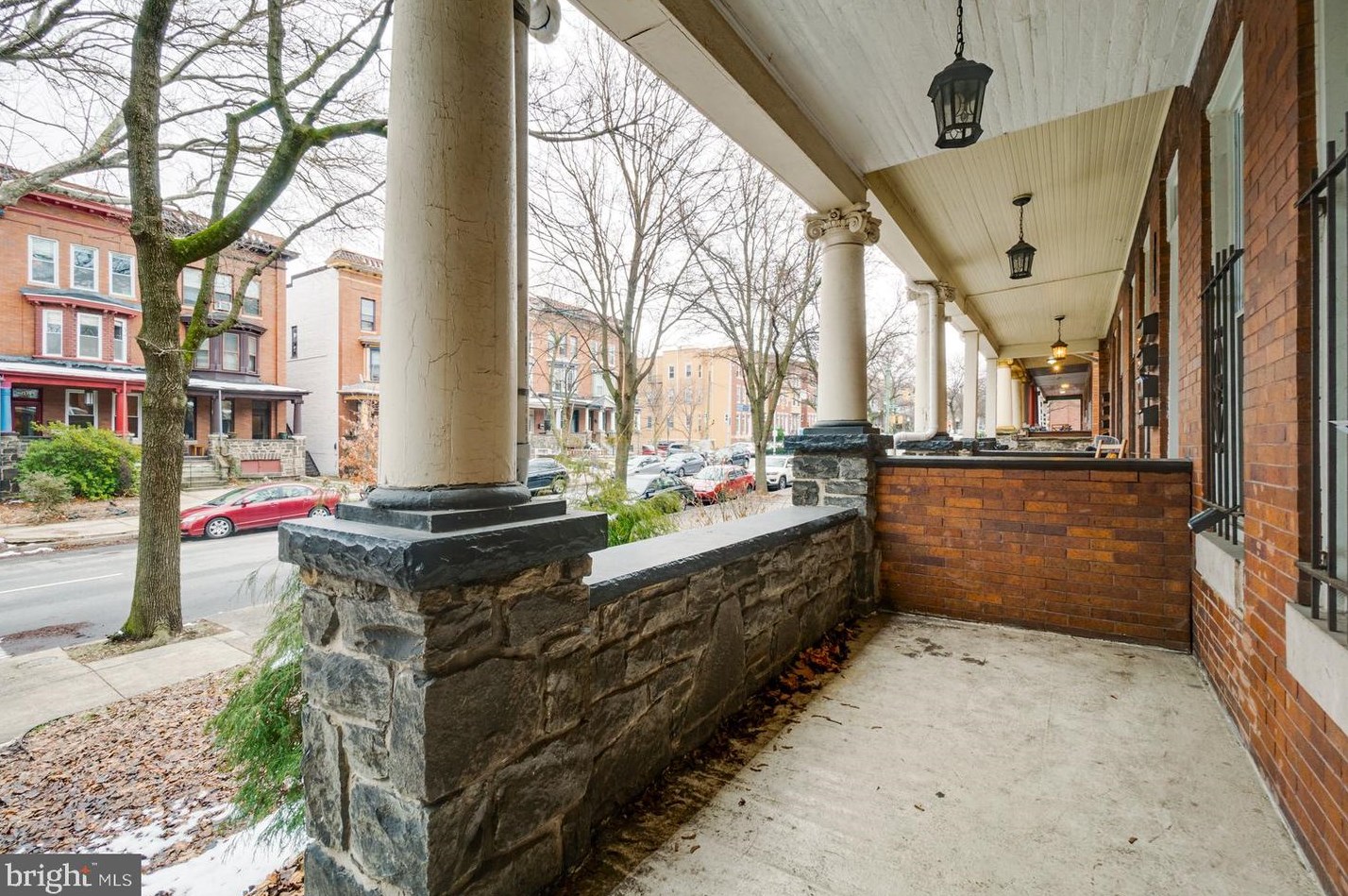 3114 N Calvert St, Baltimore, MD 21218