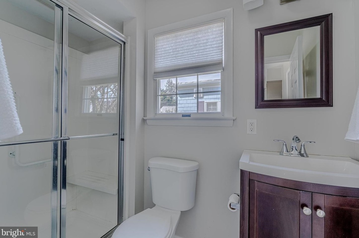 2211 Kentucky Ave, Baltimore MD 21213-1737 exterior