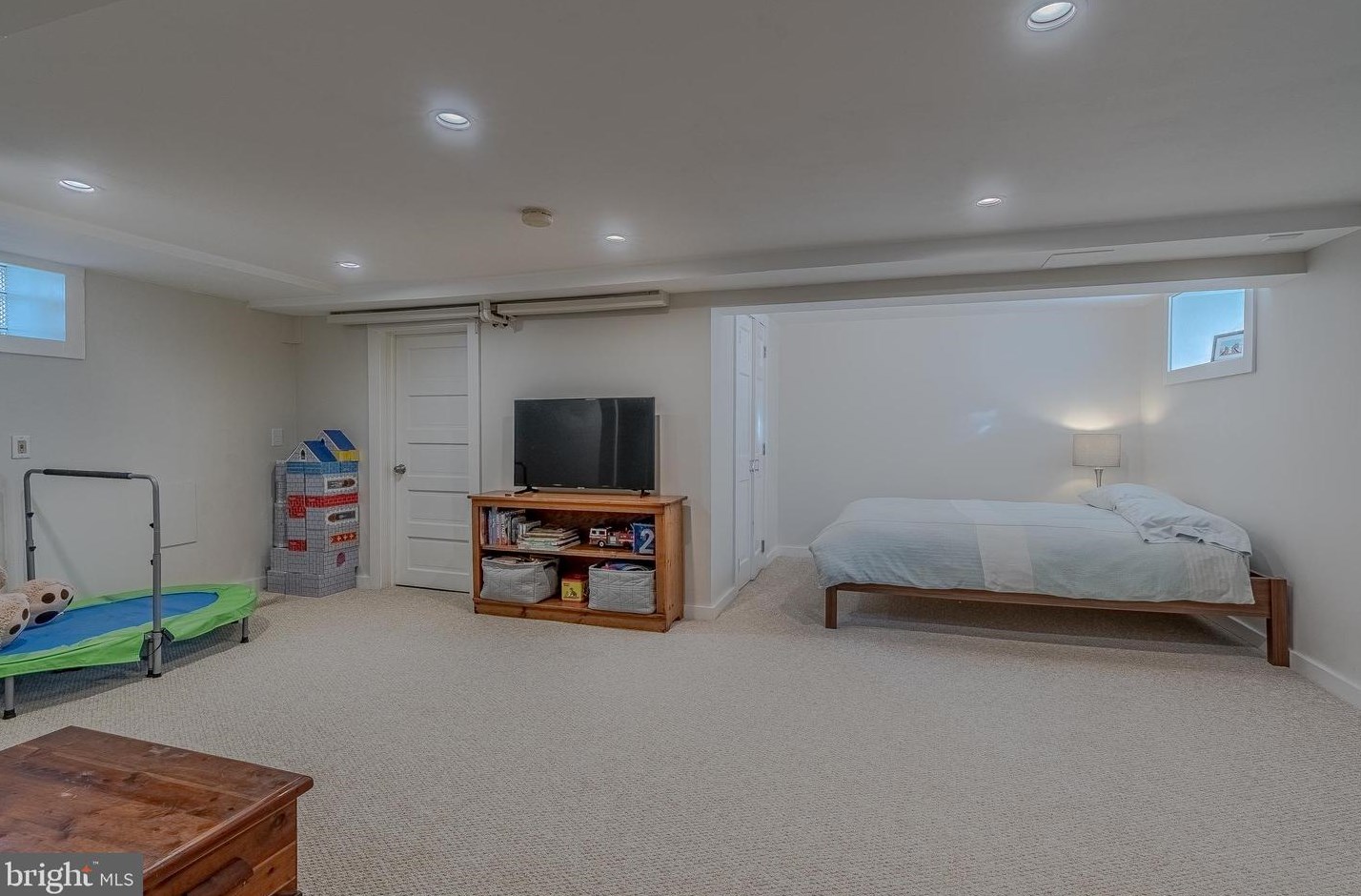 2211 Kentucky Ave, Baltimore MD 21213-1737 exterior