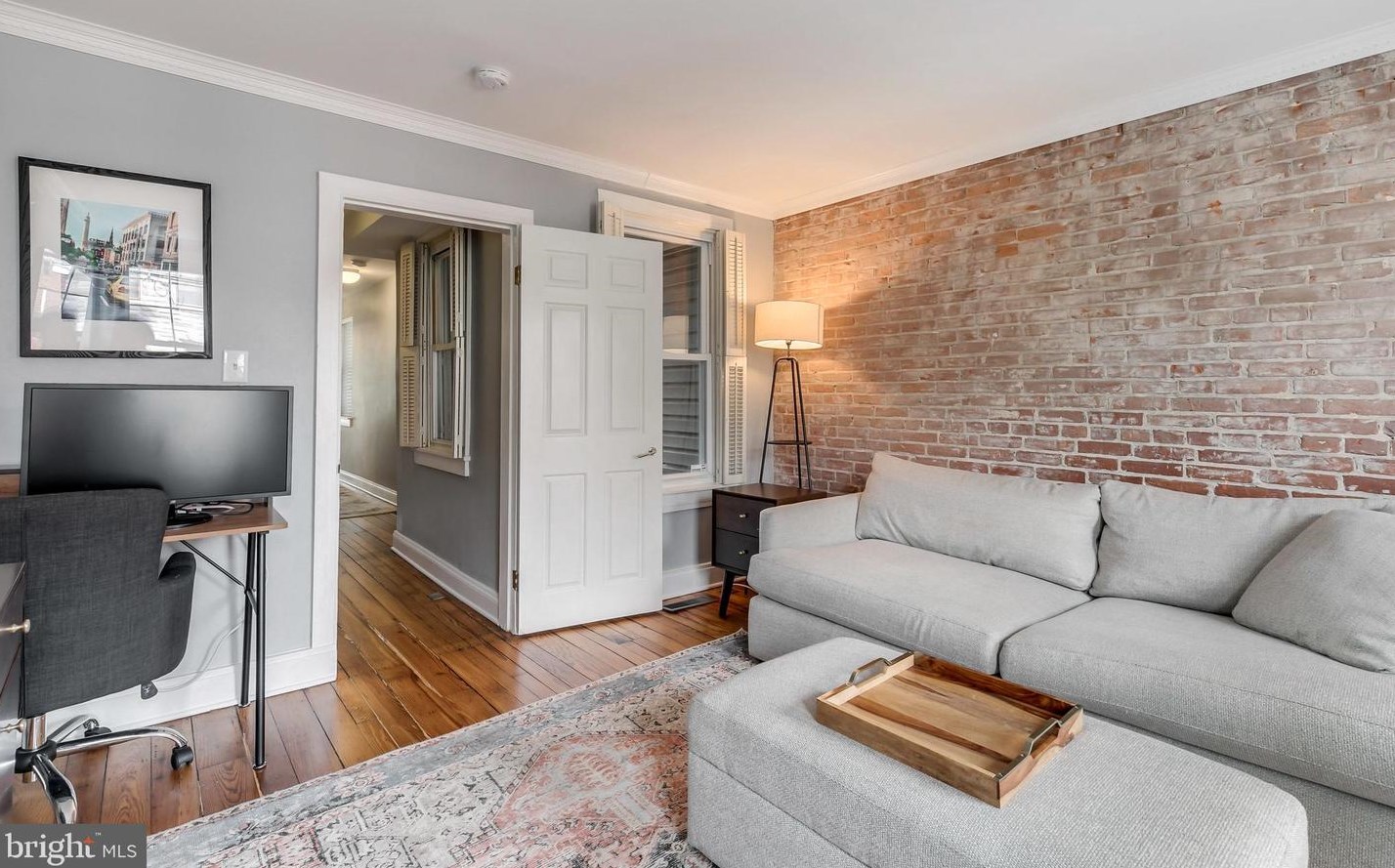 1241 Riverside Ave, Baltimore MD  21230-4334 exterior