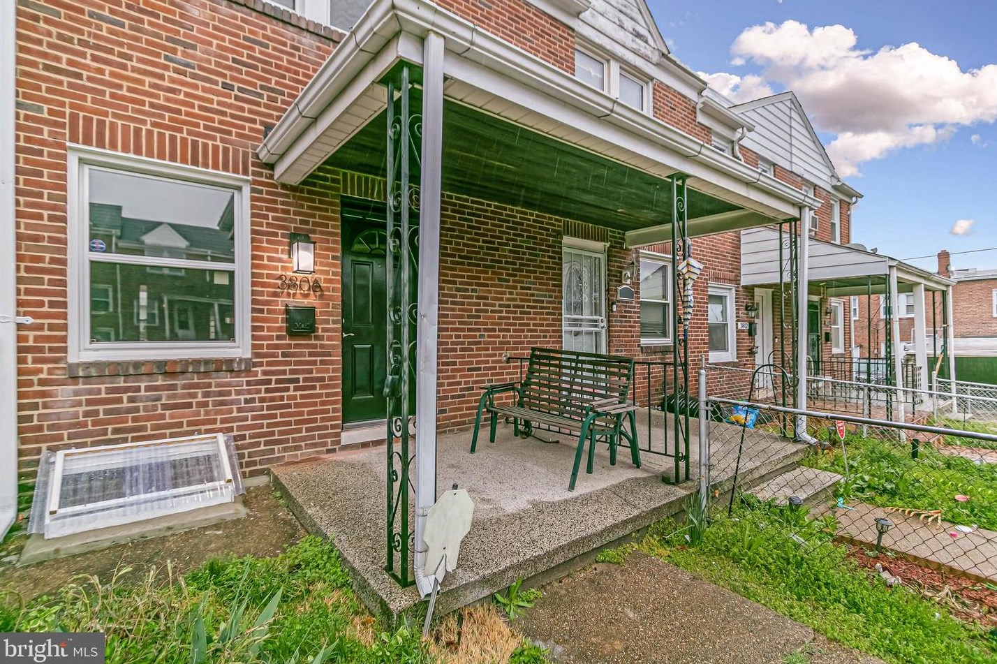 3806 Colborne Rd, Baltimore, MD 21229-1941