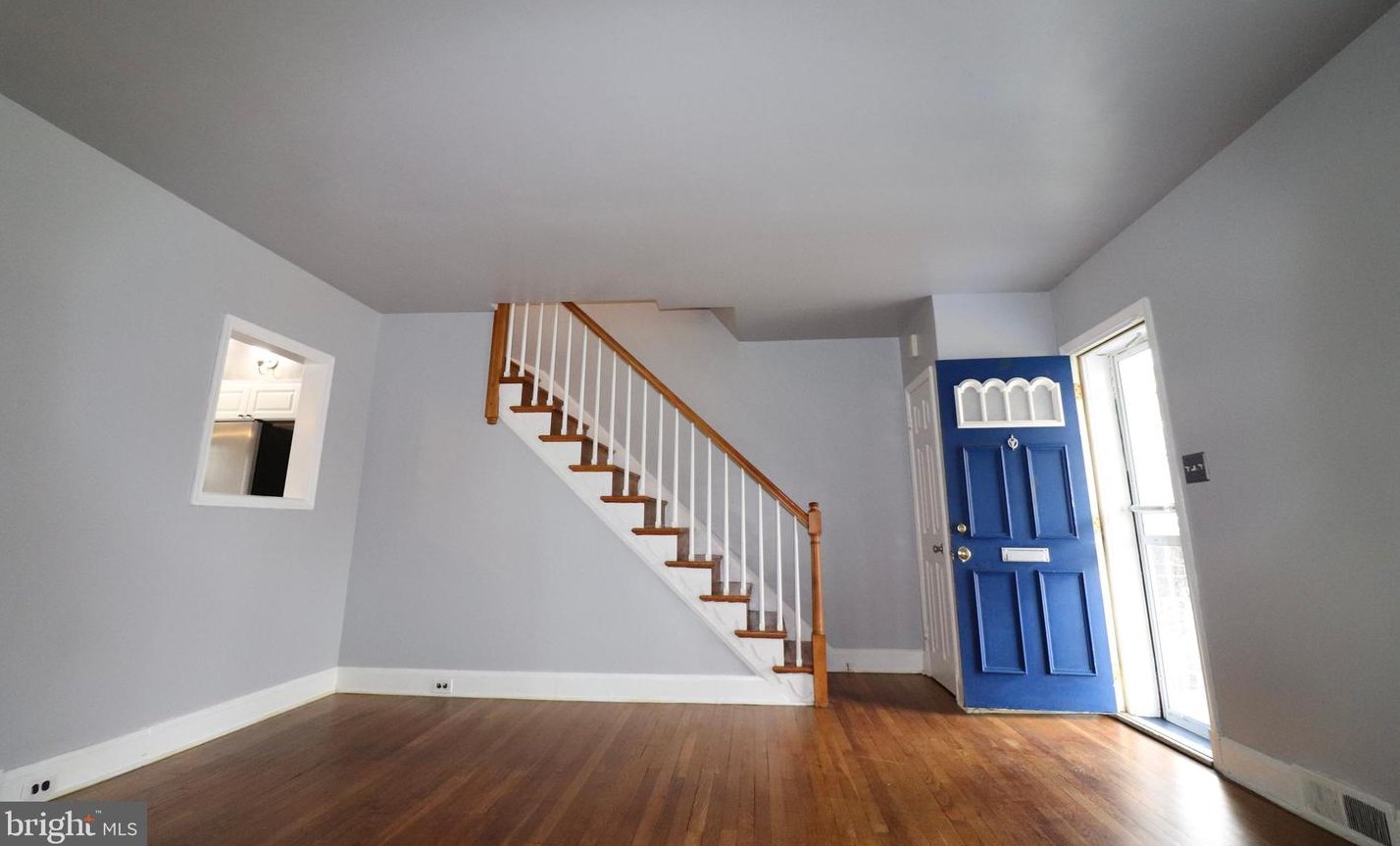 2609 Cylburn Ave, Baltimore MD  21215-5317 exterior