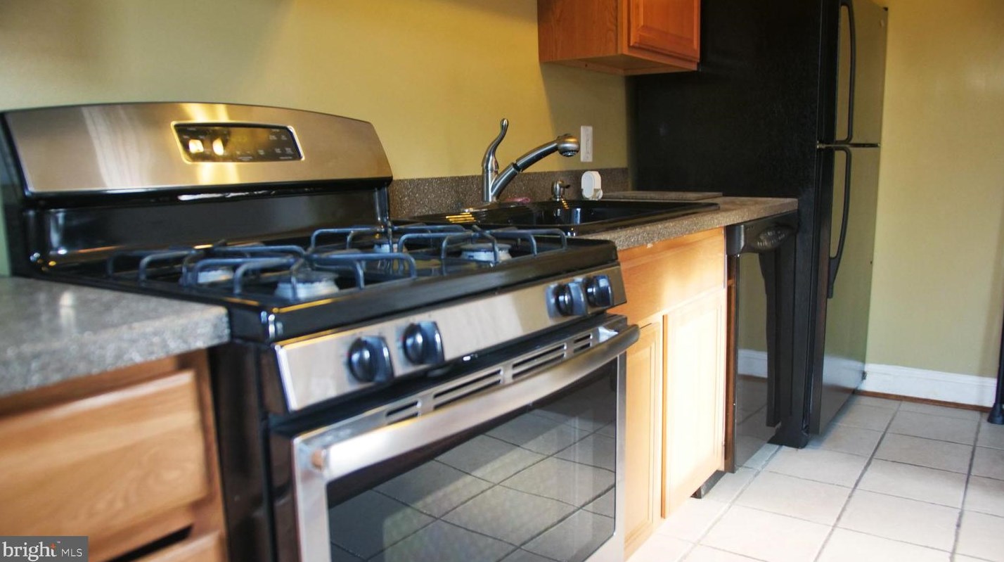 3616 Lexington St, Baltimore MD  21229-2945 exterior