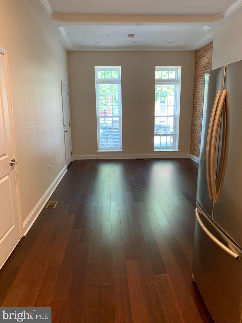 30 N Chester St, Baltimore, MD 21231
