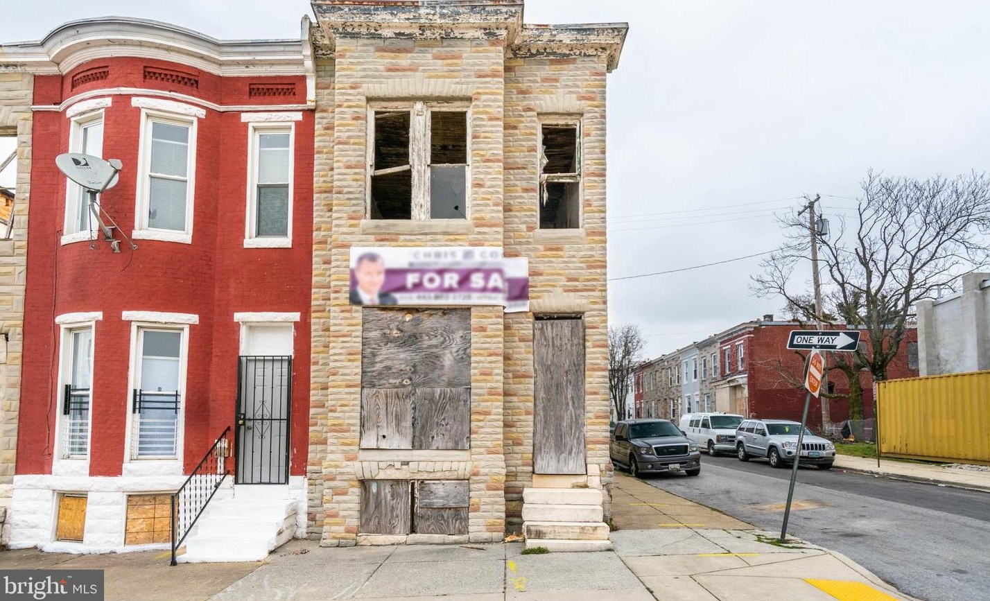 19 Smallwood St, Baltimore, MD 21223-1556
