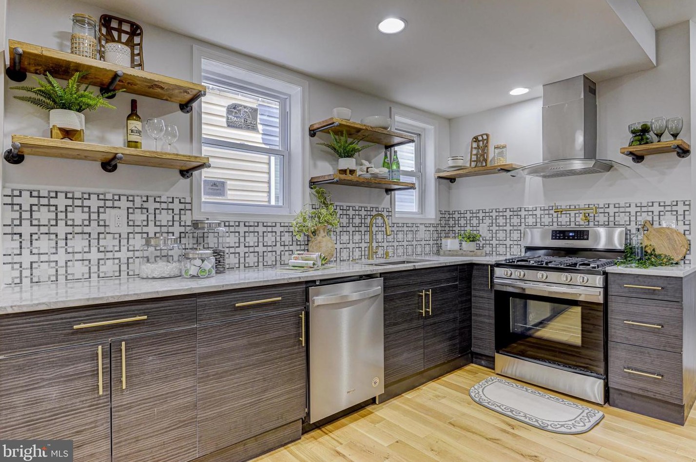 3716 Roland Ave, Baltimore MD  21211-2213 exterior