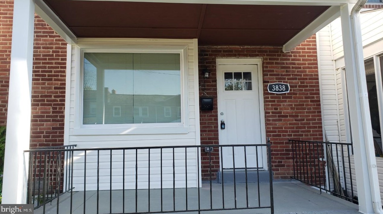 3838 Boarman Ave, Baltimore, MD 21215-5427